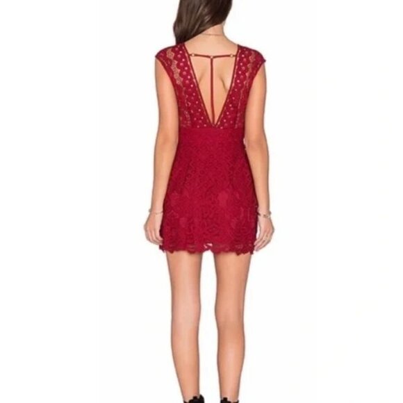 Free People One Million Lovers Floral Lace T Strap V Neck Mini Dress- Size 6 - Picture 8 of 8